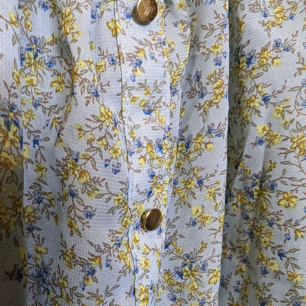 Cold Shoulder Blouse - Picture 5 of 7